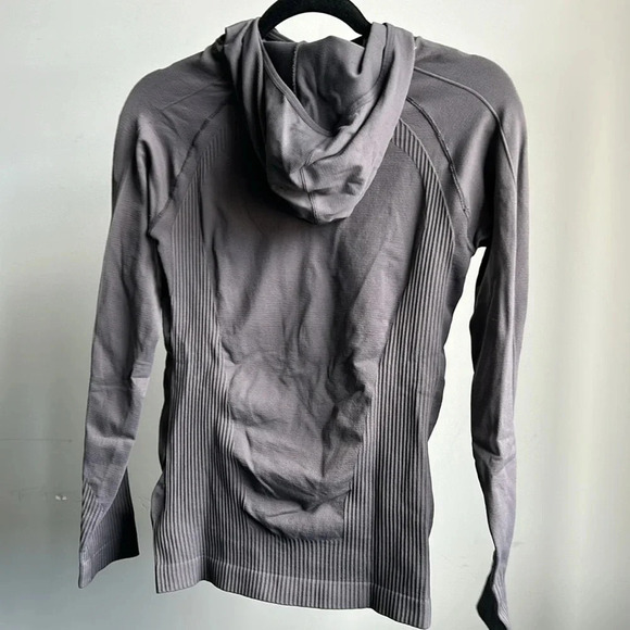 Zakti Hoodie Sweatshirt Gray | Gray Hoodie Sweatshirt | Athletic | Zakti - Picture 5 of 7